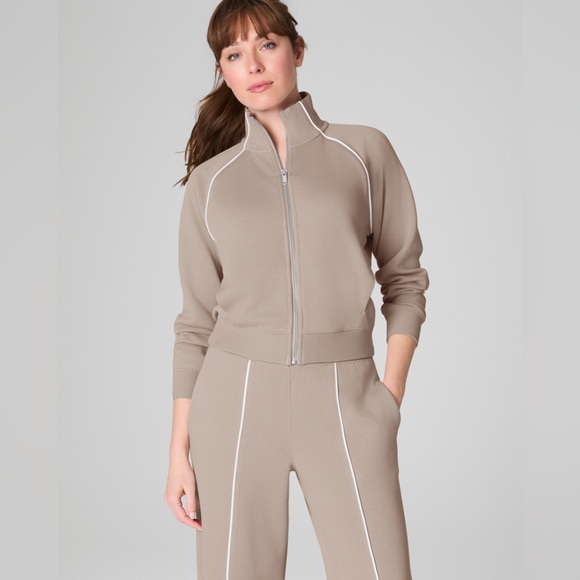 SPANX AirEssentials Pique Full Zip Track Jacket + Straight Leg Pant - NWT - Picture 2 of 11